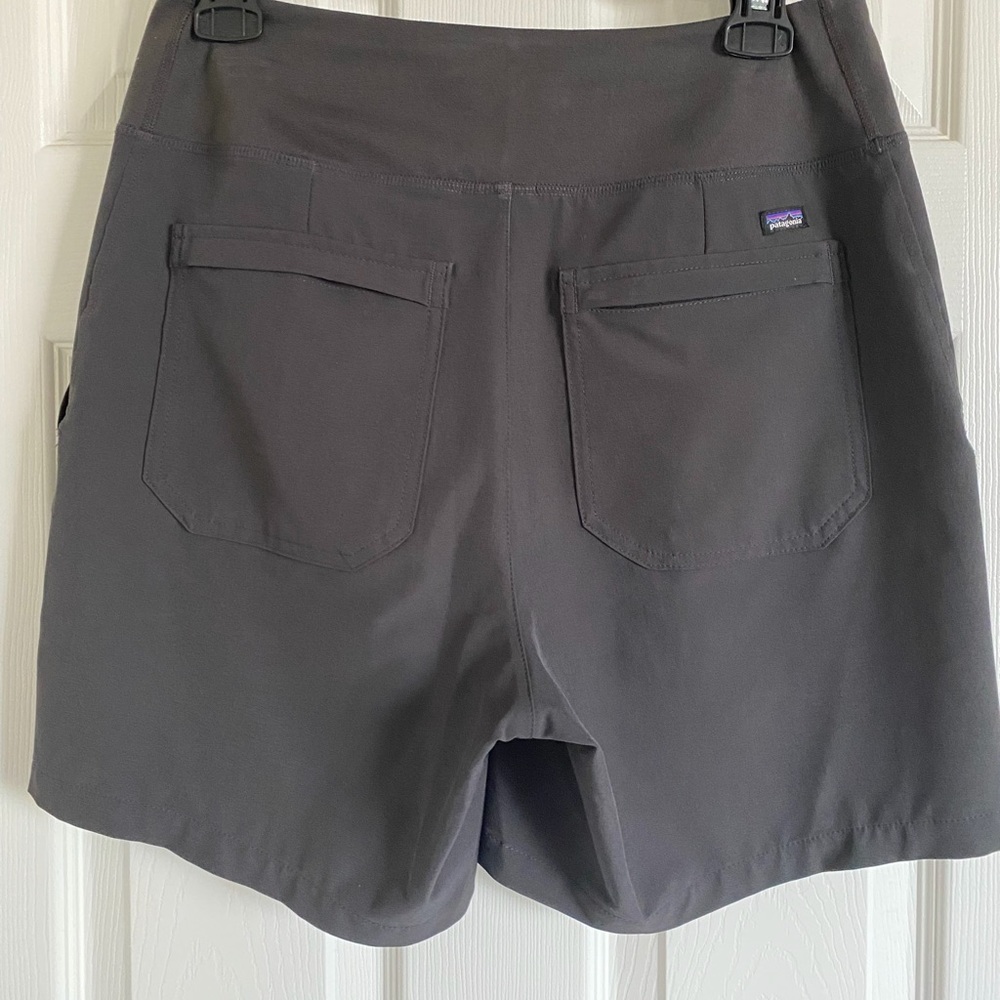 Patagonia Happy Hike Shorts 4” Size Small